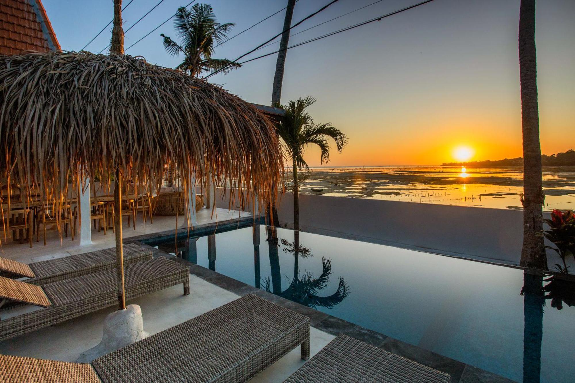 Sunset House Ceningan, 10 Person Beachview Private Villa Нуса Лембонган Екстериор снимка