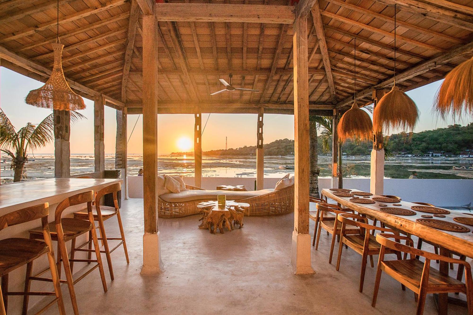 Sunset House Ceningan, 10 Person Beachview Private Villa Нуса Лембонган Екстериор снимка